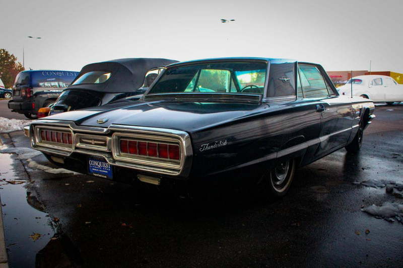 Illustration for article titled At $2,999, Would This 1965 Ford Thunderbird Be A Classical Gas?